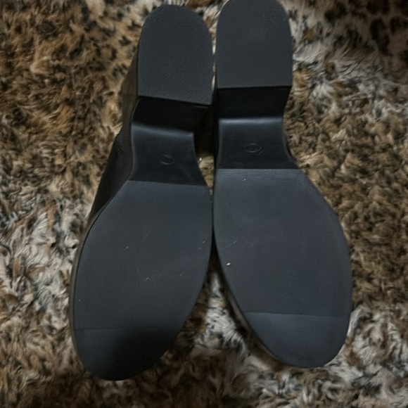 Heels - Picture 5 of 6